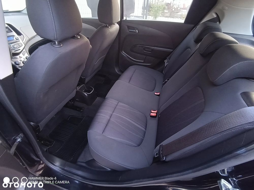 Chevrolet Aveo 1.6 LTZ - 28