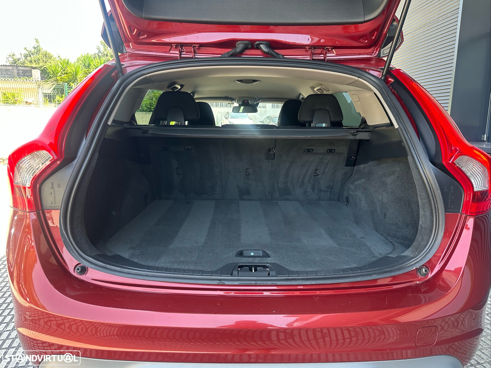 Volvo V60 1.6 D2 Drive Summum Start/Stop - 22