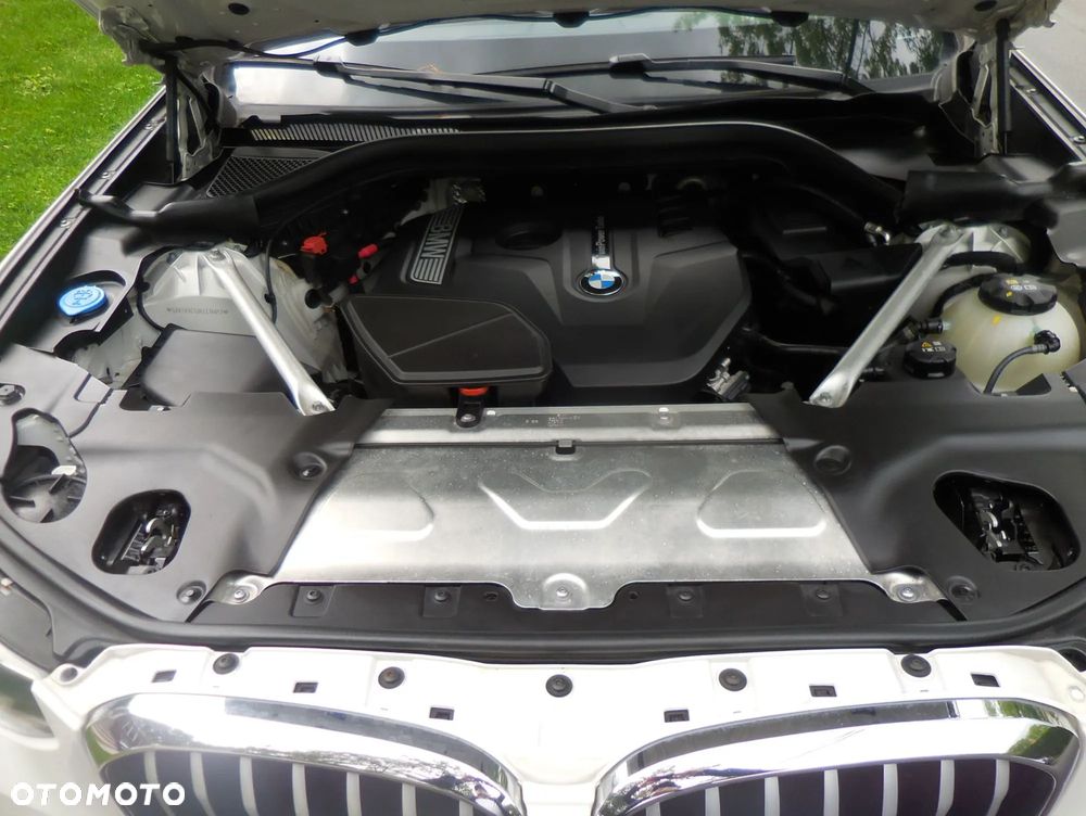 BMW X3 xDrive30i Advantage - 27