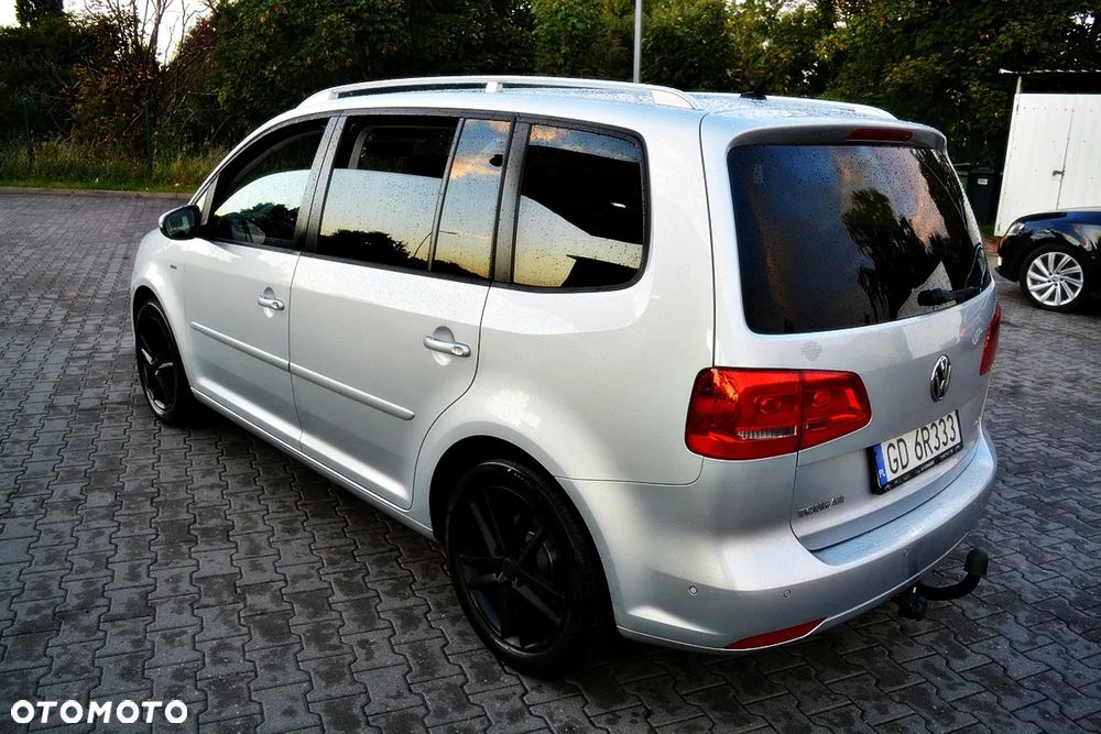 Volkswagen Touran 1.6 TDI DPF BlueMotion Technology DSG Life - 17