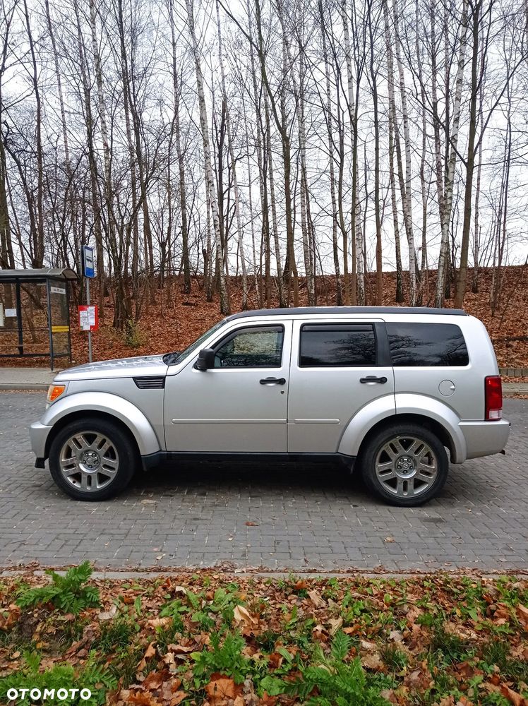 Dodge Nitro 4.0 V6 RT - 2