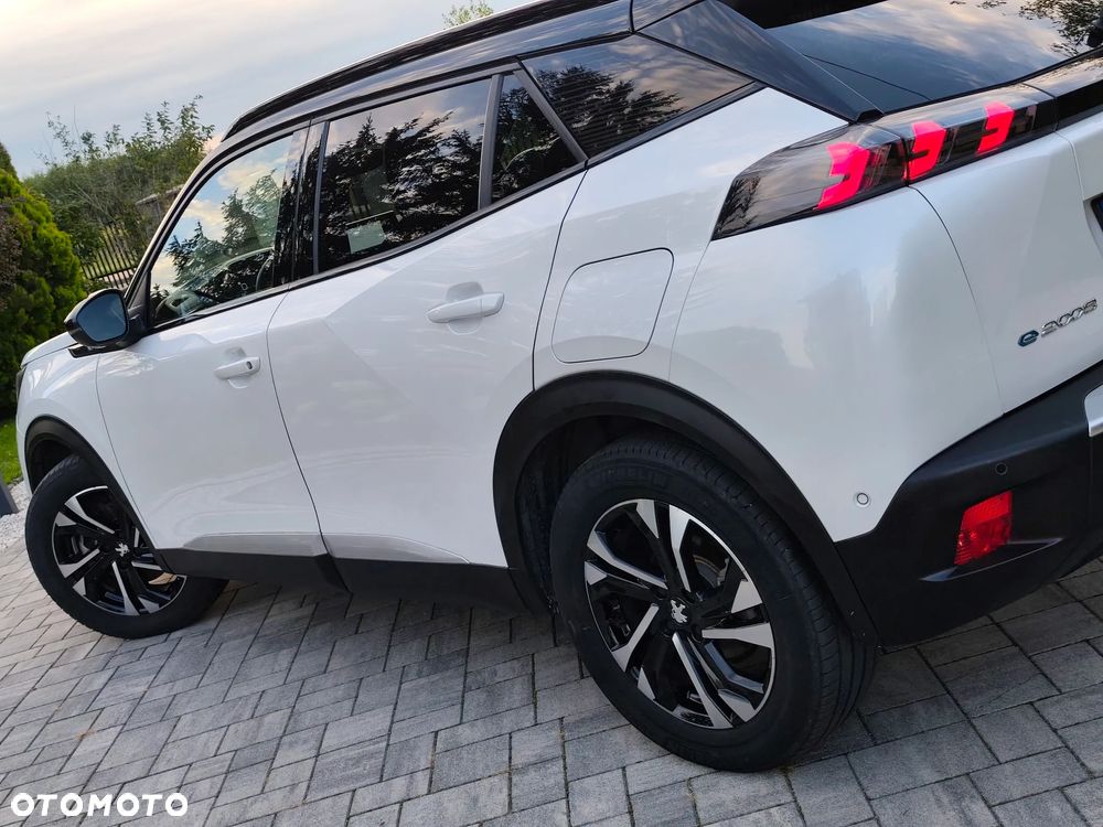 Peugeot 2008 136 GT - 5