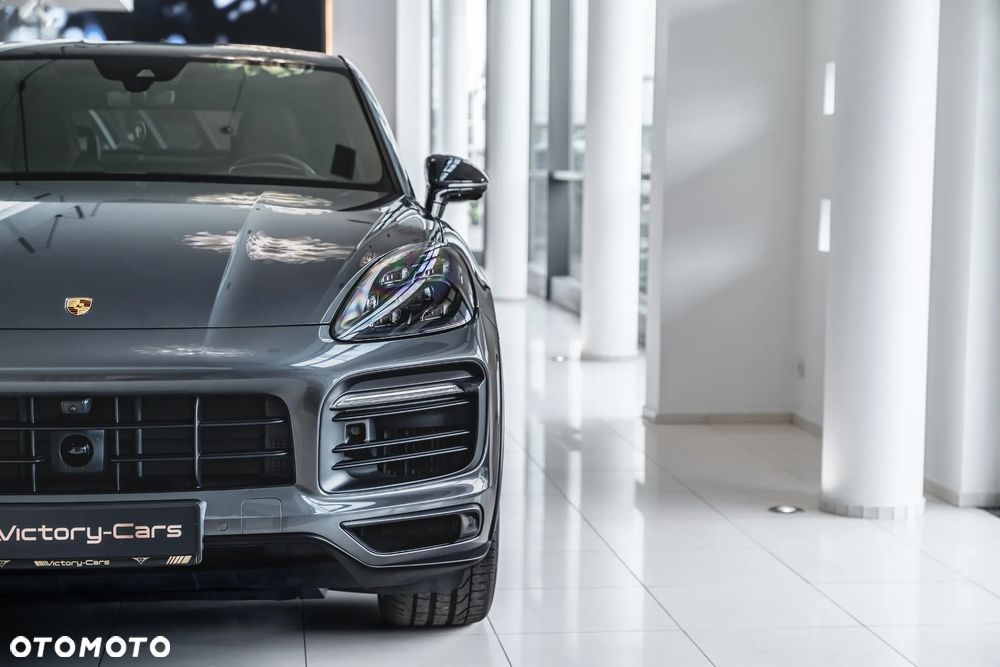 Porsche Cayenne - 20