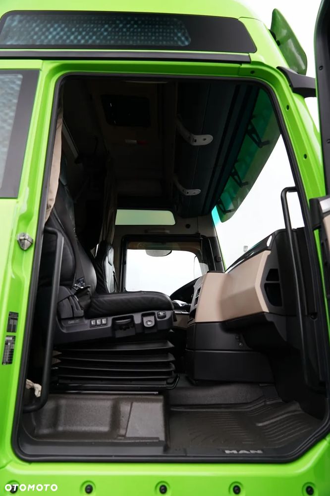 MAN TGX 18.510 / XXL / RETARDER / KLIMA POSTOJOWA /  CAŁY NA PODUSZKACH / OPONY 100% / SKÓRY /  NAVI - 37