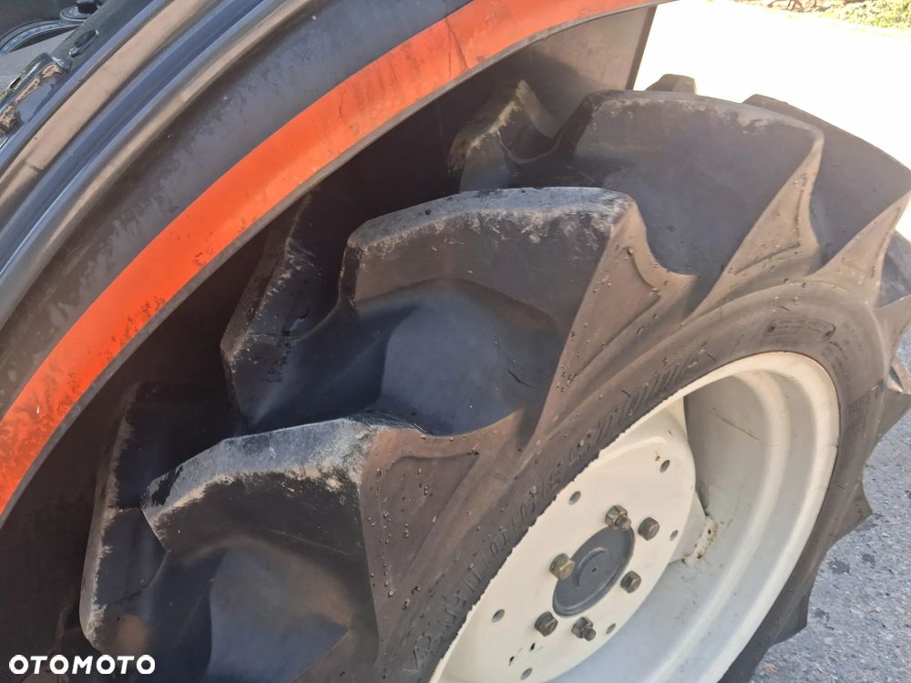 Kubota L270 - 6