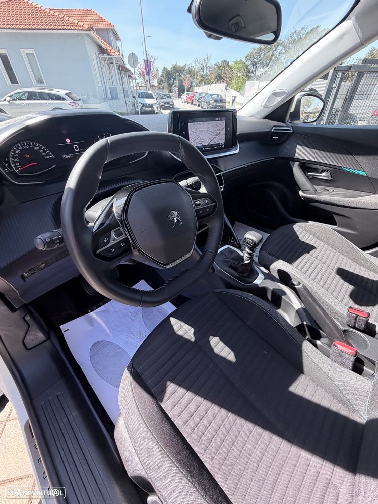 Peugeot 2008 BlueHDi 110 Allure - 17