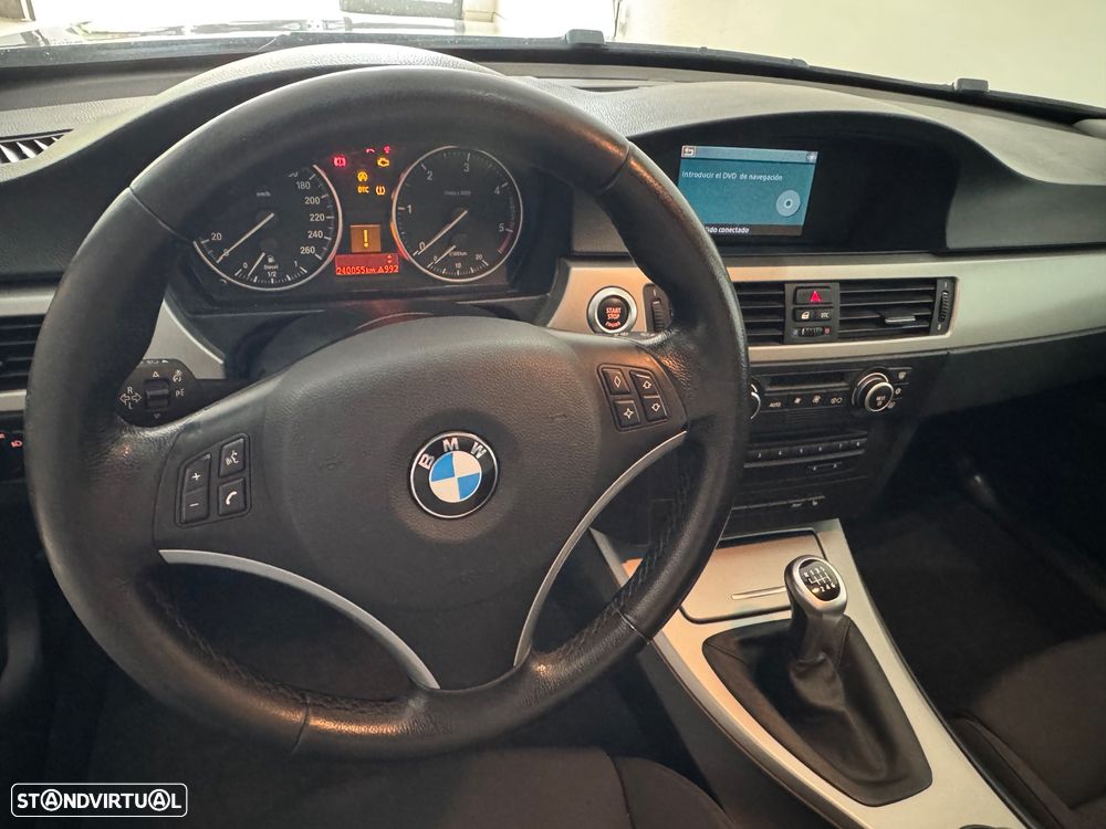 BMW 320 d Sport - 20