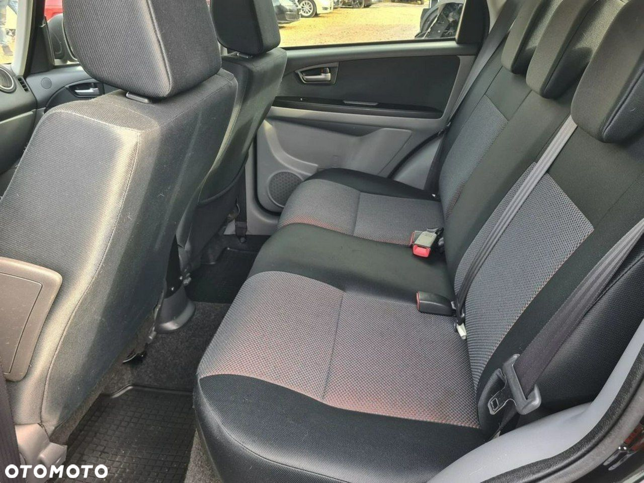 Suzuki SX4 1.9 DDiS DPF 4x2 Comfort - 23