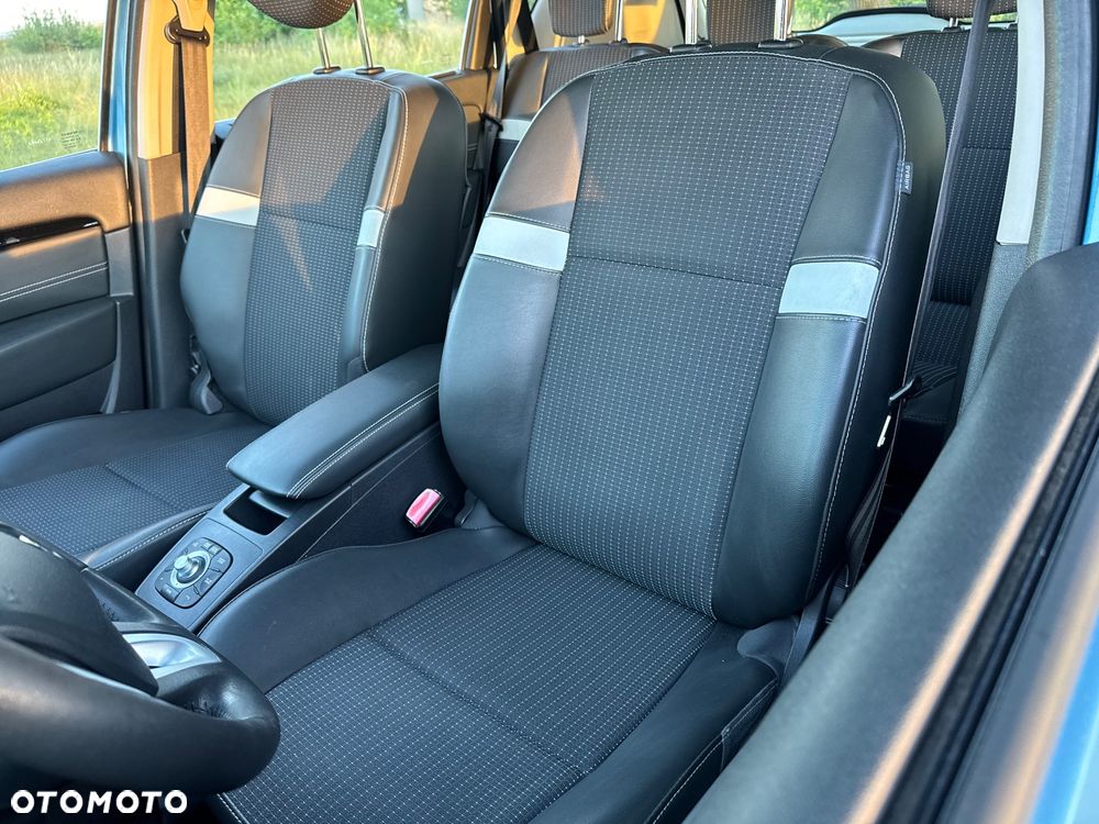 Renault Scenic 1.5dCi TomTom Edition EDC - 17