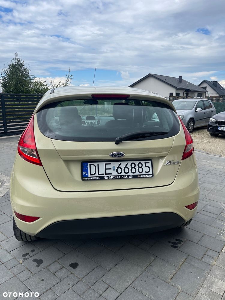 Ford Fiesta 1.25 Ghia - 6