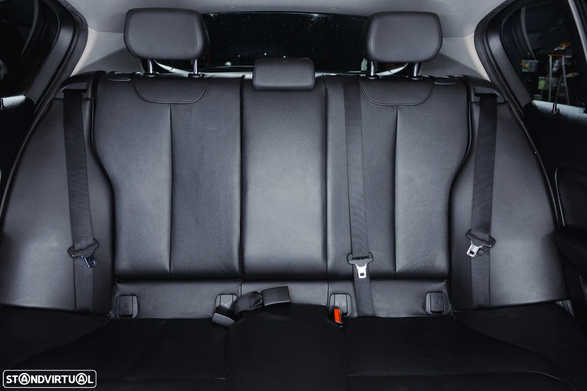 BMW 116 d Advantage Auto - 13
