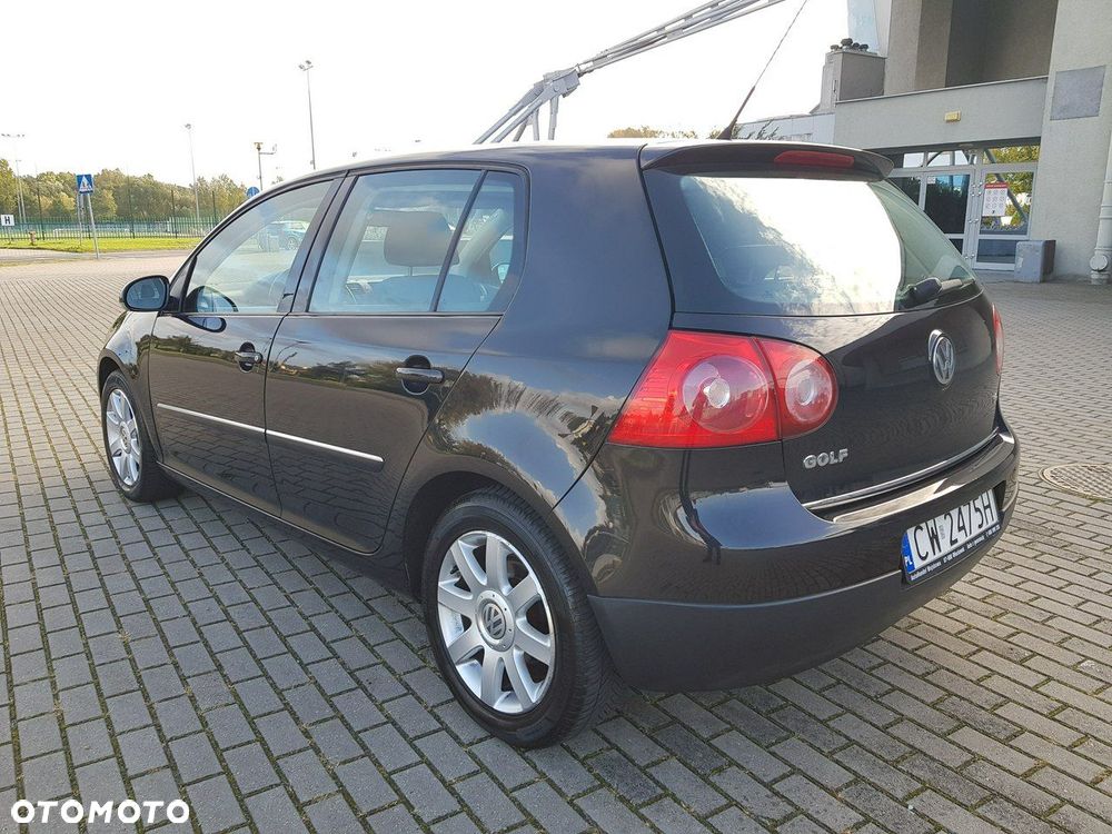 Volkswagen Golf 1.6 Comfortline - 7
