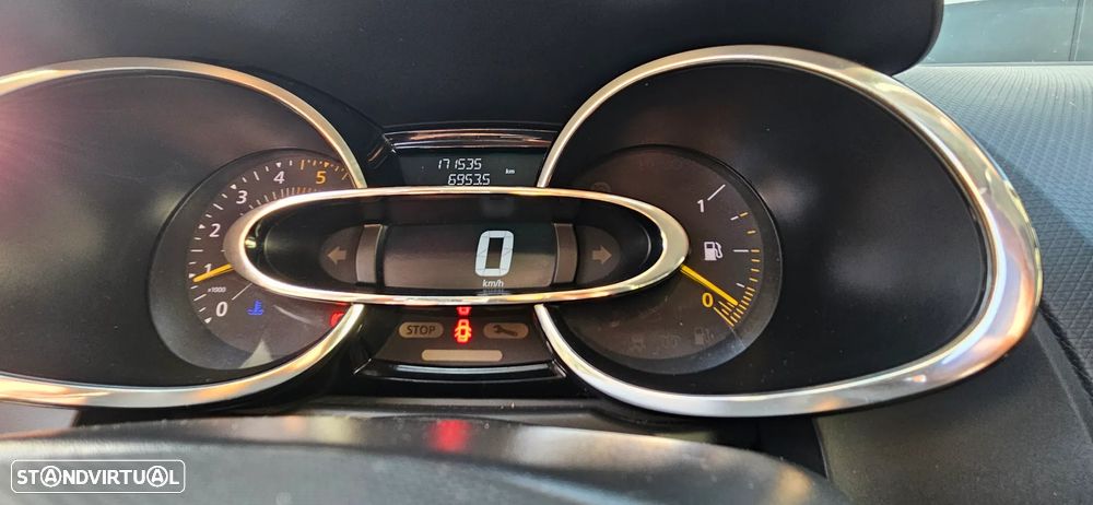 Renault Clio 1.5 dCi Dynamique S - 10