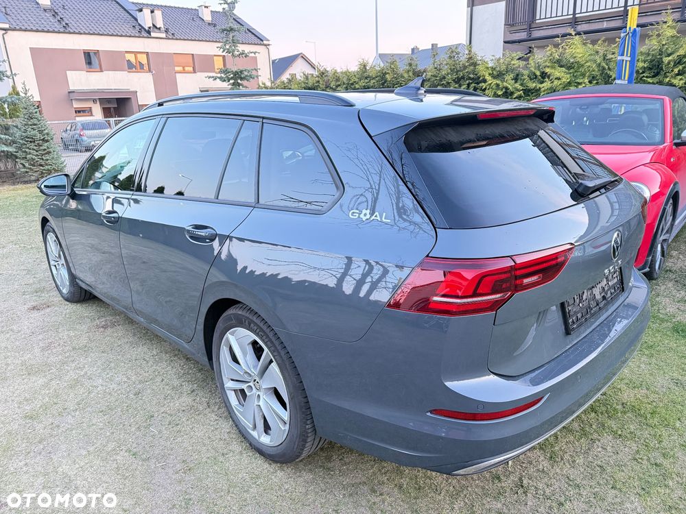 Volkswagen Golf 1.5 eTSI OPF DSG Goal - 4