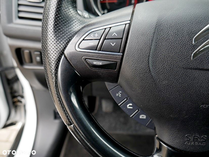 Citroën C4 Aircross HDi 115 Stop & Start 4WD Exclusive - 19