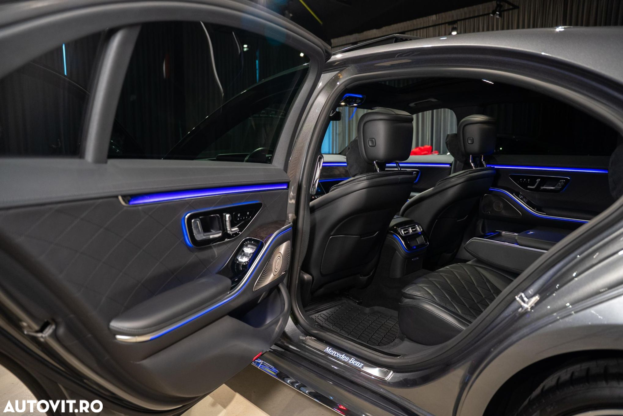Mercedes-Benz S 400 d 4Matic L 9G-TRONIC - 25