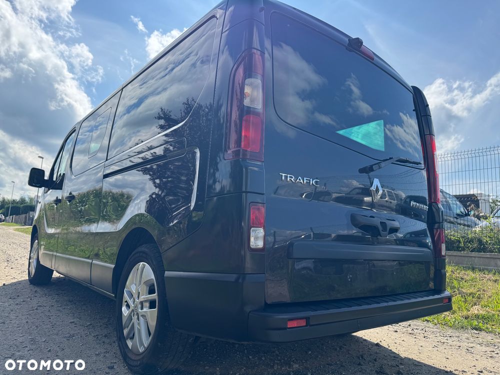 Renault Trafic - 16