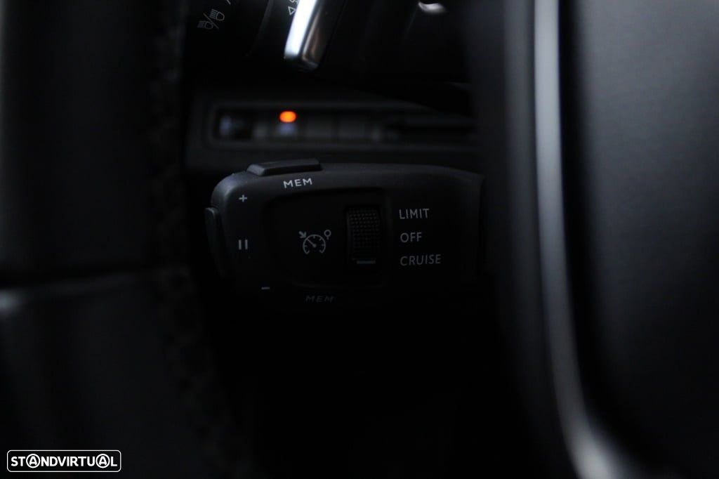 Peugeot 3008 1.5 BlueHDi Allure Pack EAT8 - 26