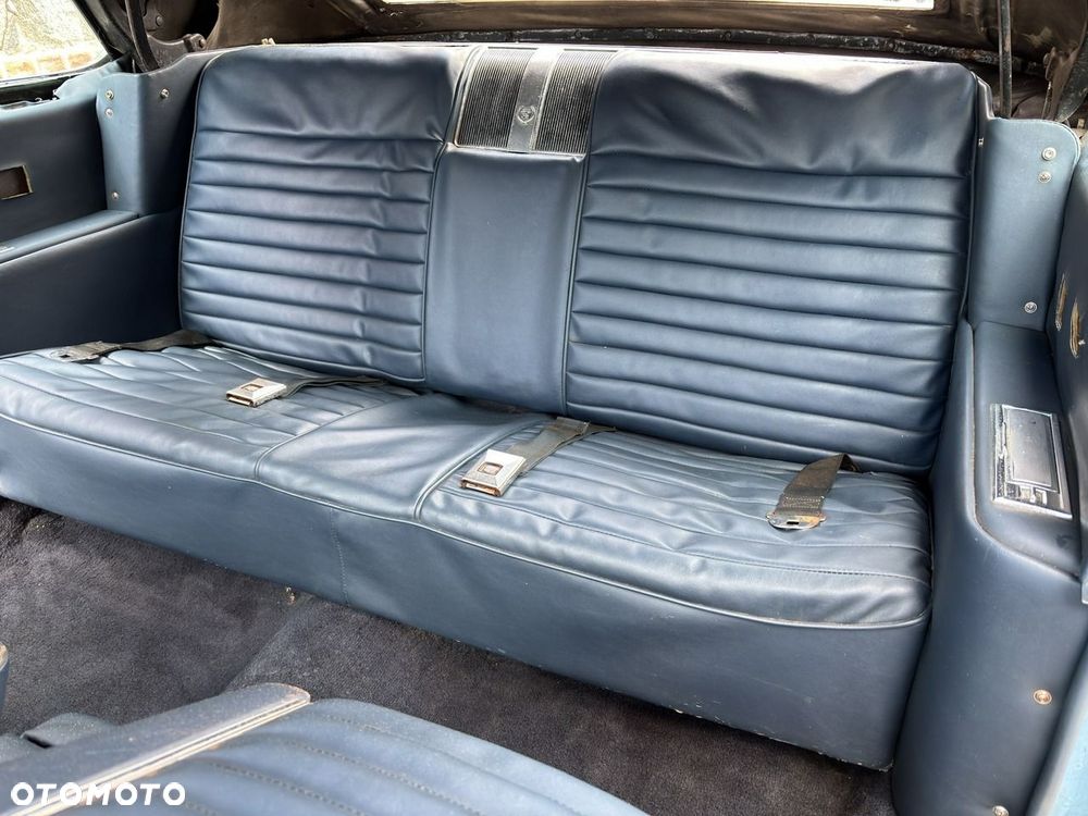 Cadillac Deville - 15
