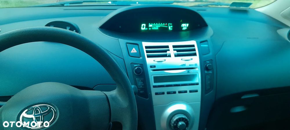 Toyota Yaris - 3