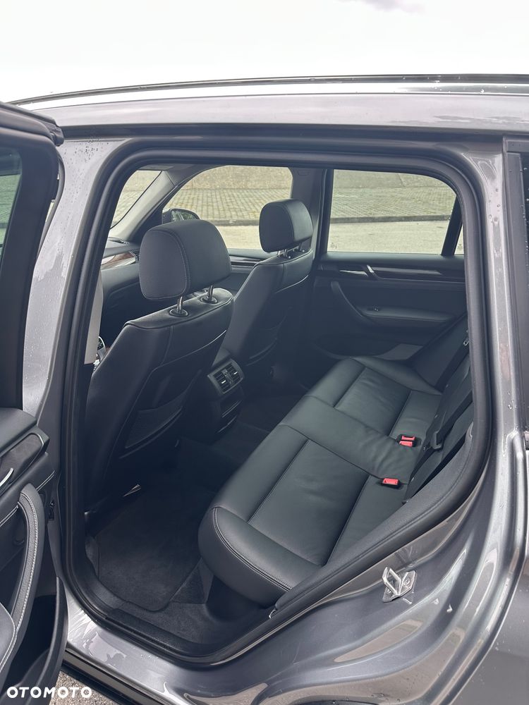 BMW X3 xDrive28i xLine sport - 17