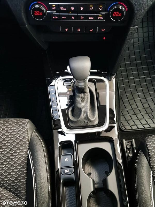 Kia XCeed 1.5 T-GDI Business Line DCT - 19