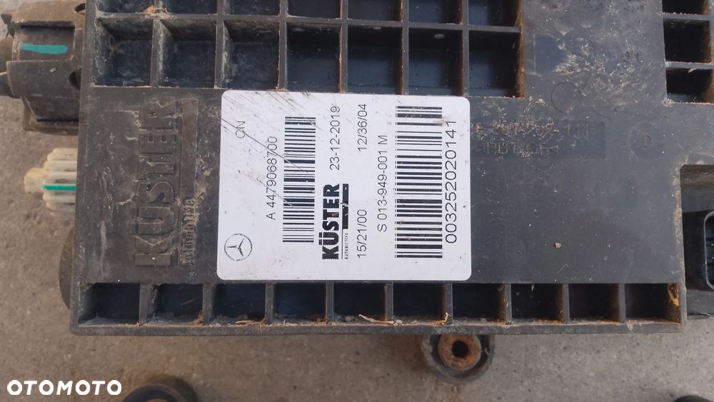 MERCEDES A447 HAMULEC RĘCZNY MECHANIZM A4479068700 - 8