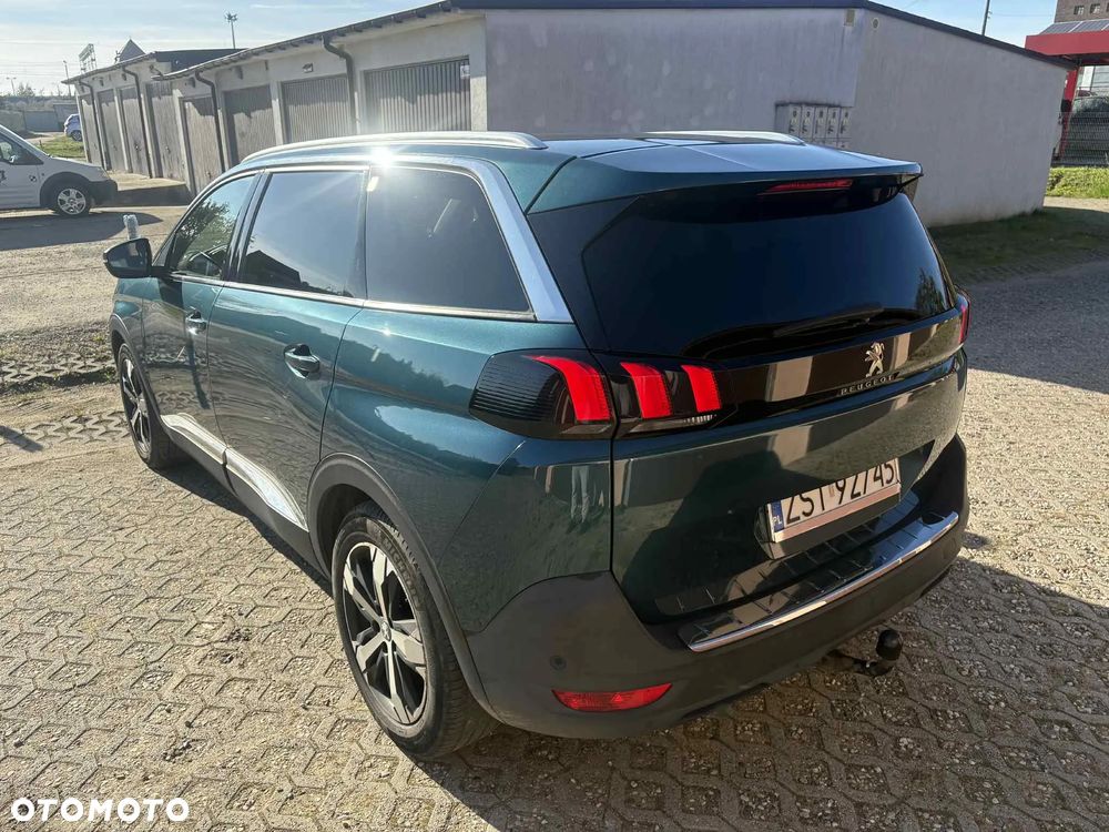 Peugeot 5008 - 5