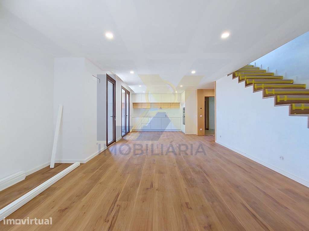 Apartamento T2 Duplex novo próximo ao centro de Aveiro!!! - Grande imagem: 2/22