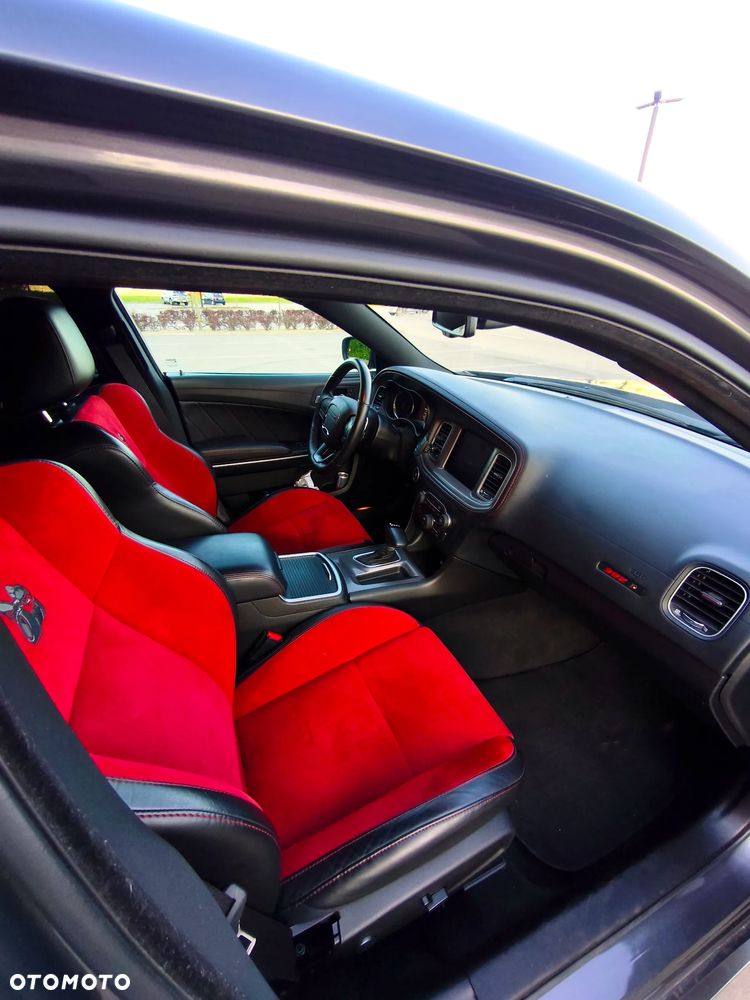 Dodge Charger 6.4 Scat Pack Widebody - 22