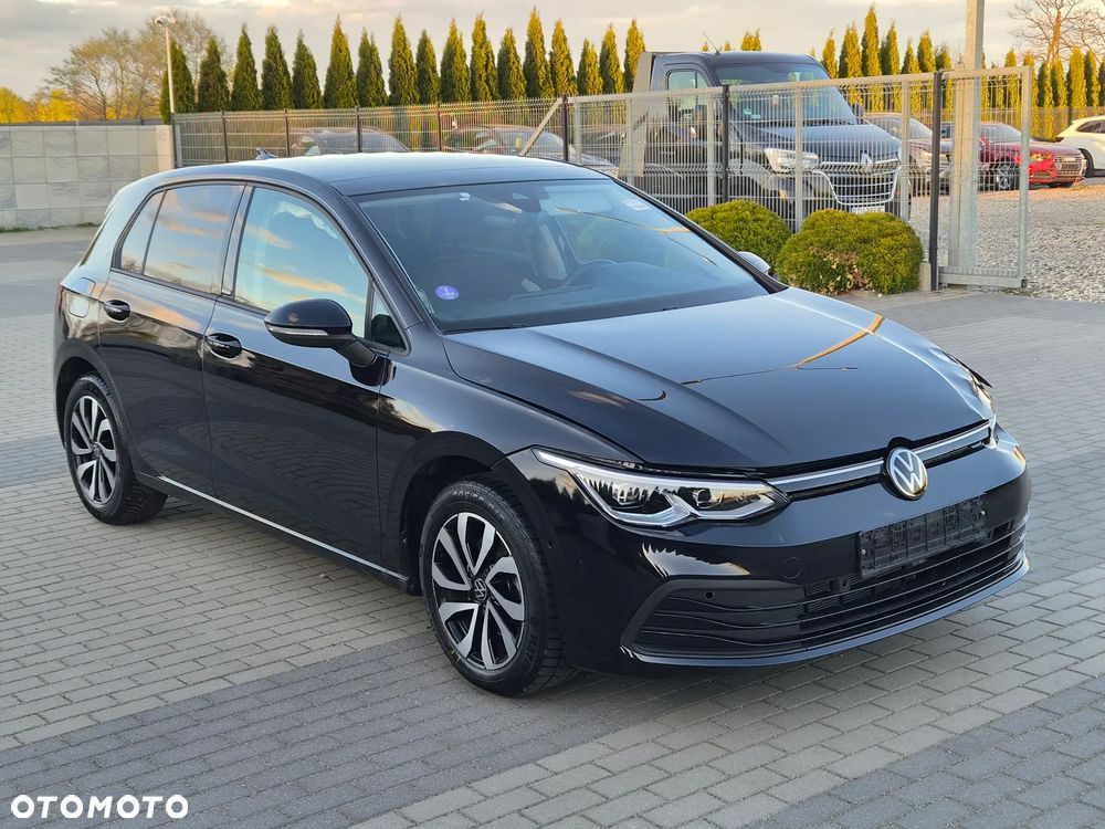 Volkswagen Golf 1.5 eTSI OPF DSG Active - 2