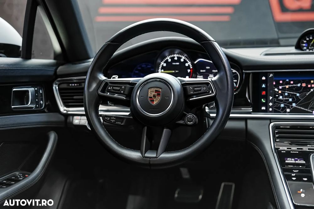 Porsche Panamera 4 E-Hybrid Platinum Edition - 16