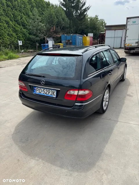 Mercedes-Benz Klasa E 320 CDI T Classic - 6