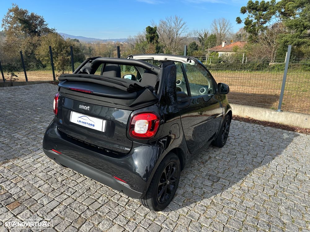 Smart Fortwo Cabrio EQ perfect - 2