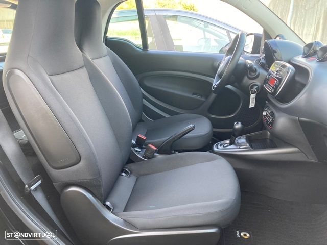 Smart ForTwo Coupé EQ passion - 24
