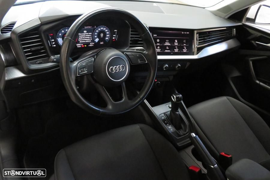 Audi A1 Sportback 30 TFSI Advanced S tronic - 11