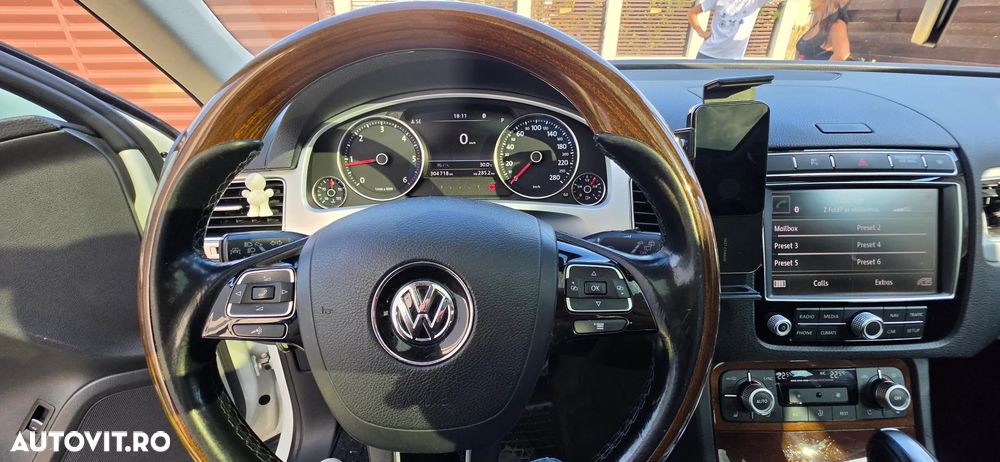 Volkswagen Touareg V6 TDI BMT Supreme Plus - 16