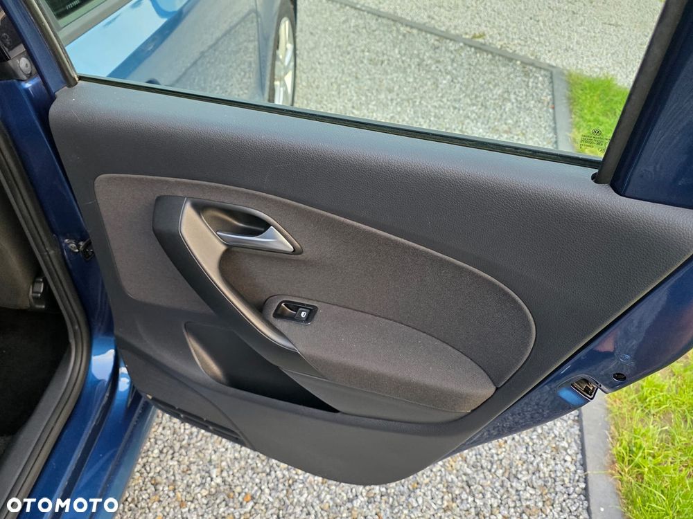 Volkswagen Polo - 14