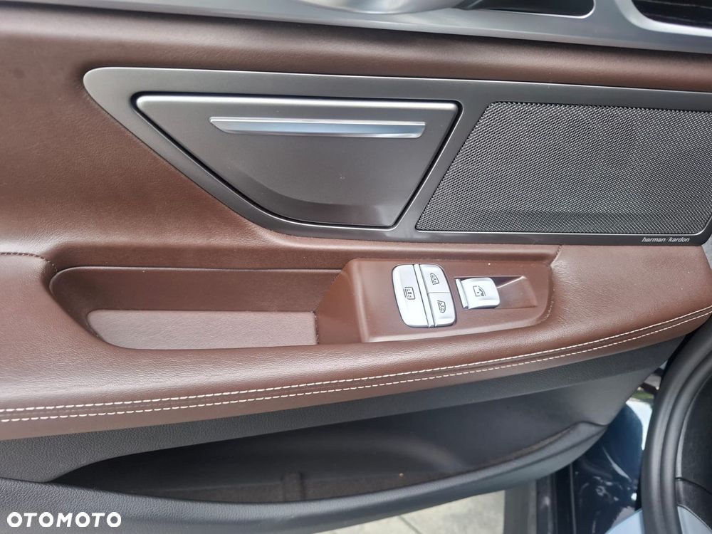 BMW Seria 7 740e iPerformance - 16