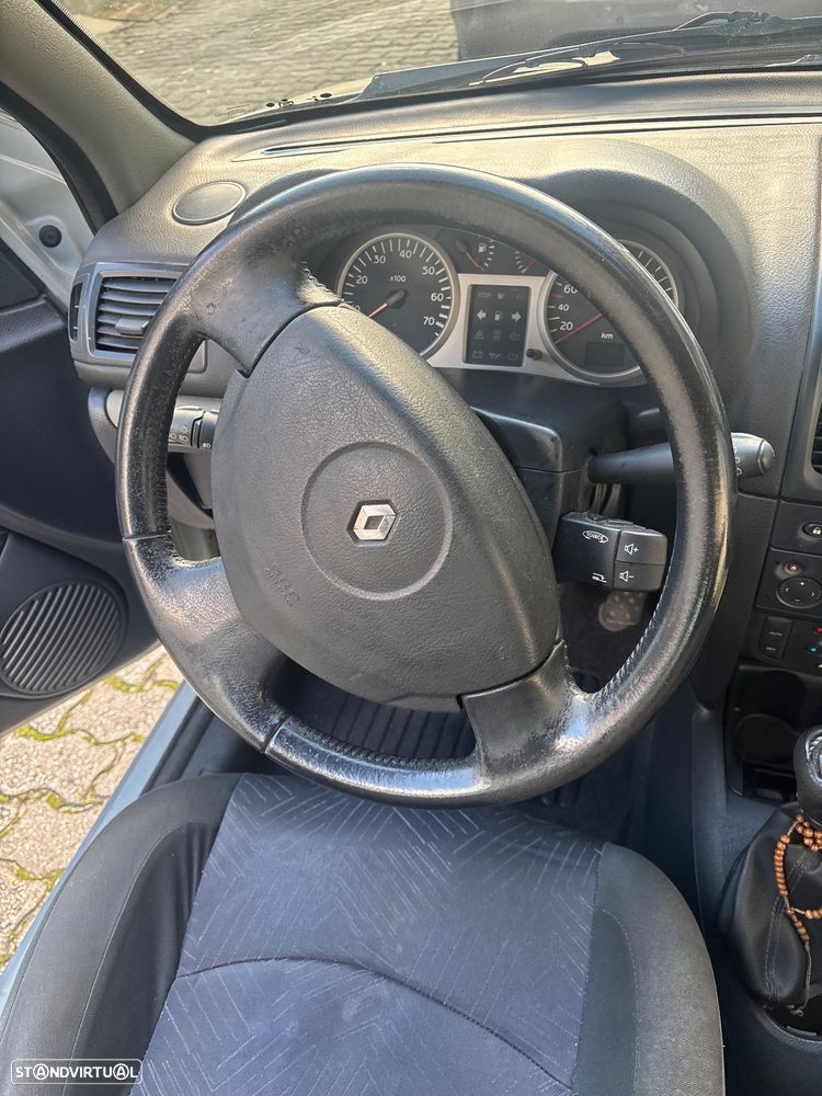 Renault Clio 1.4 16V Si - 4