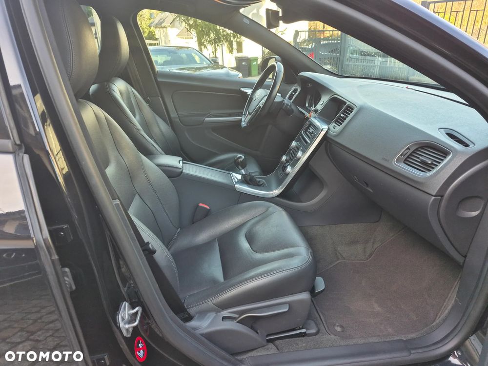 Volvo S60 - 16
