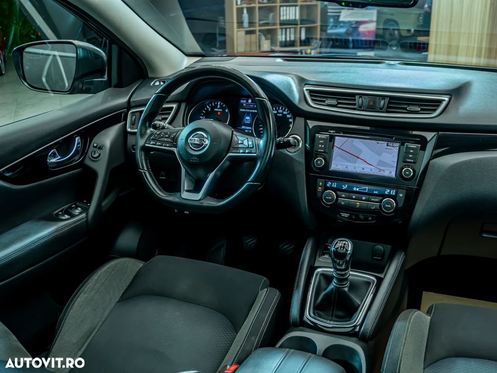 Nissan Qashqai 1.5 DCI TEKNA - 18