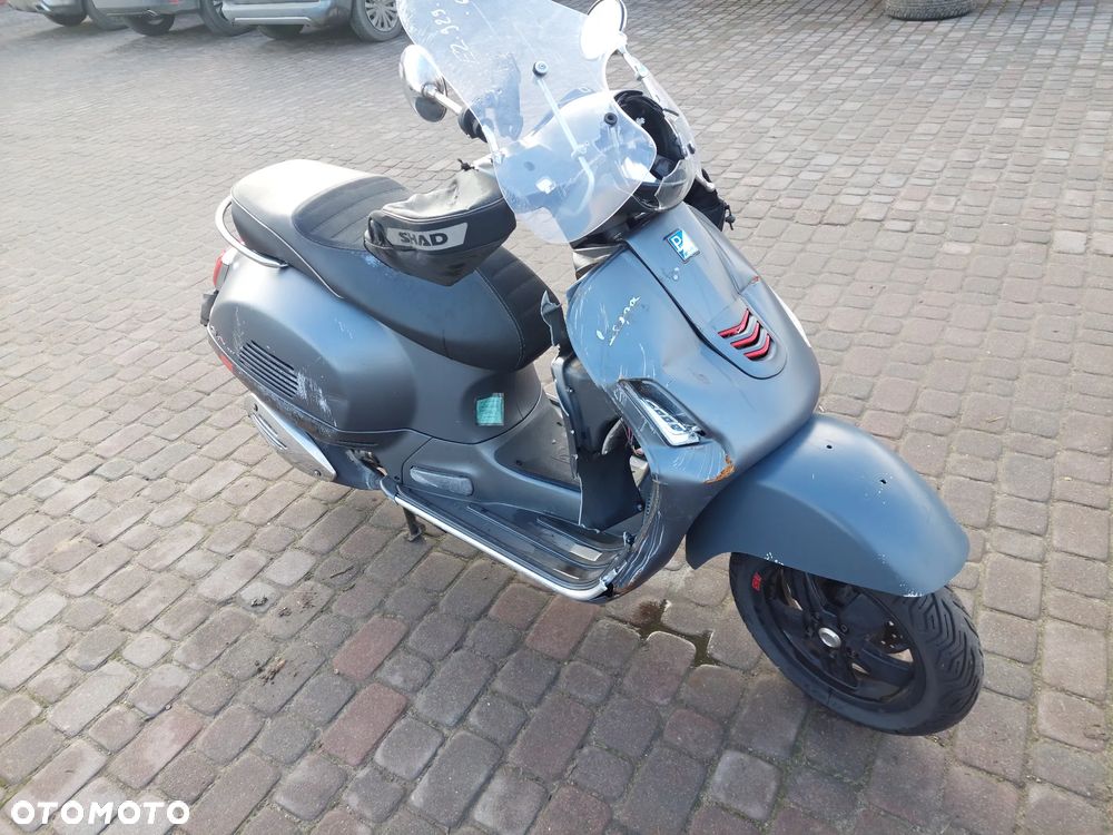 Vespa GTS - 7