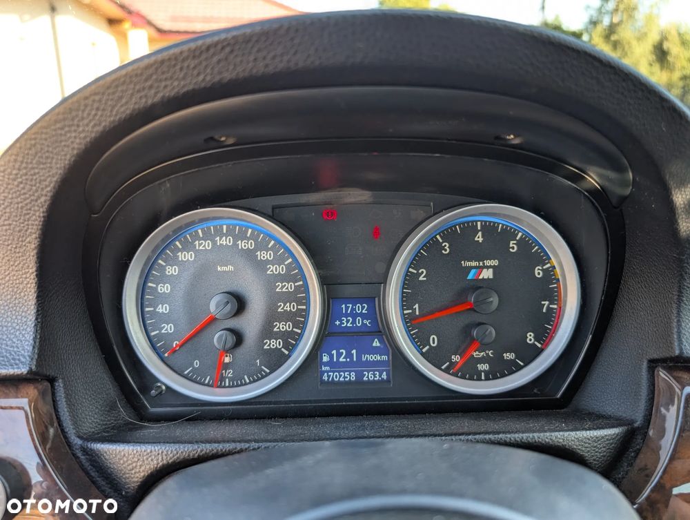 BMW Seria 3 330i - 15
