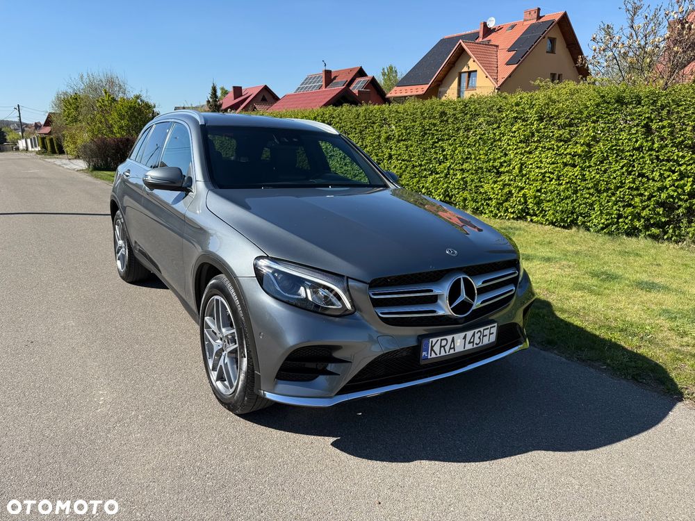 Mercedes-Benz GLC 220 d 4Matic 9G-TRONIC AMG Line - 2