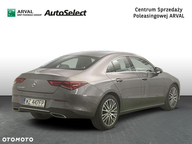 Mercedes-Benz CLA 200 7G-DCT - 6