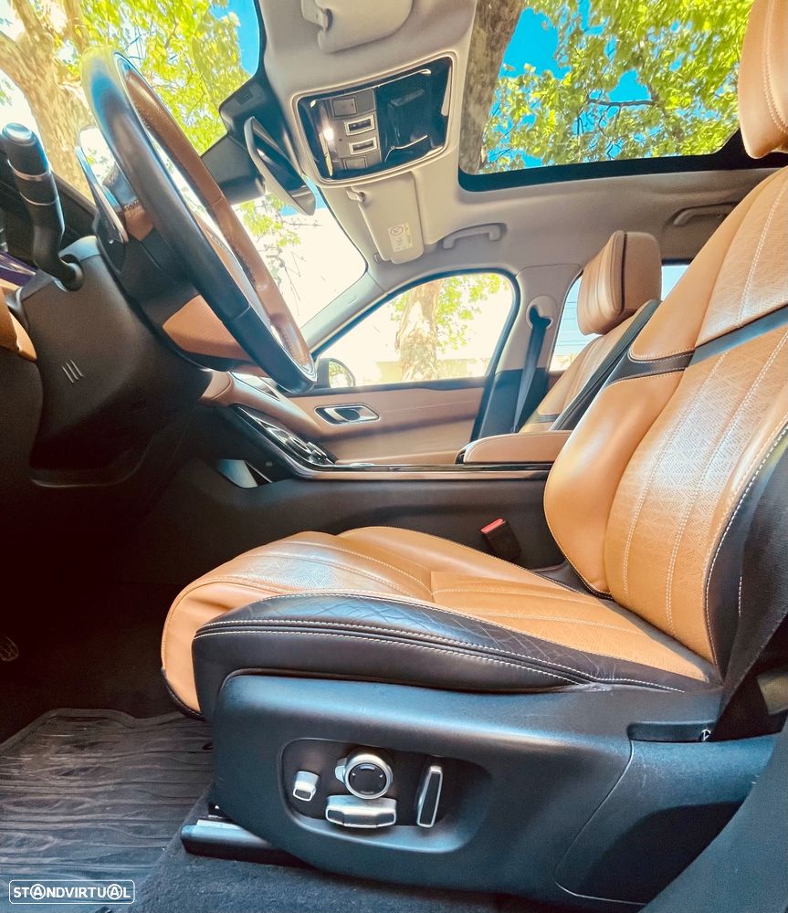 Land Rover Range Rover Velar 2.0 D SE - 19