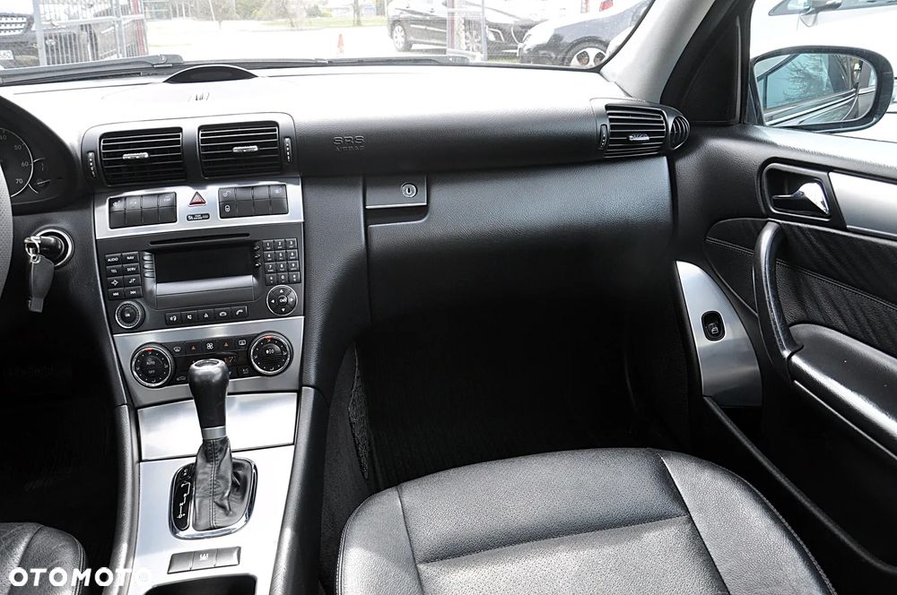 Mercedes-Benz Klasa C 180 Kompressor Automatik Avantgarde - 20