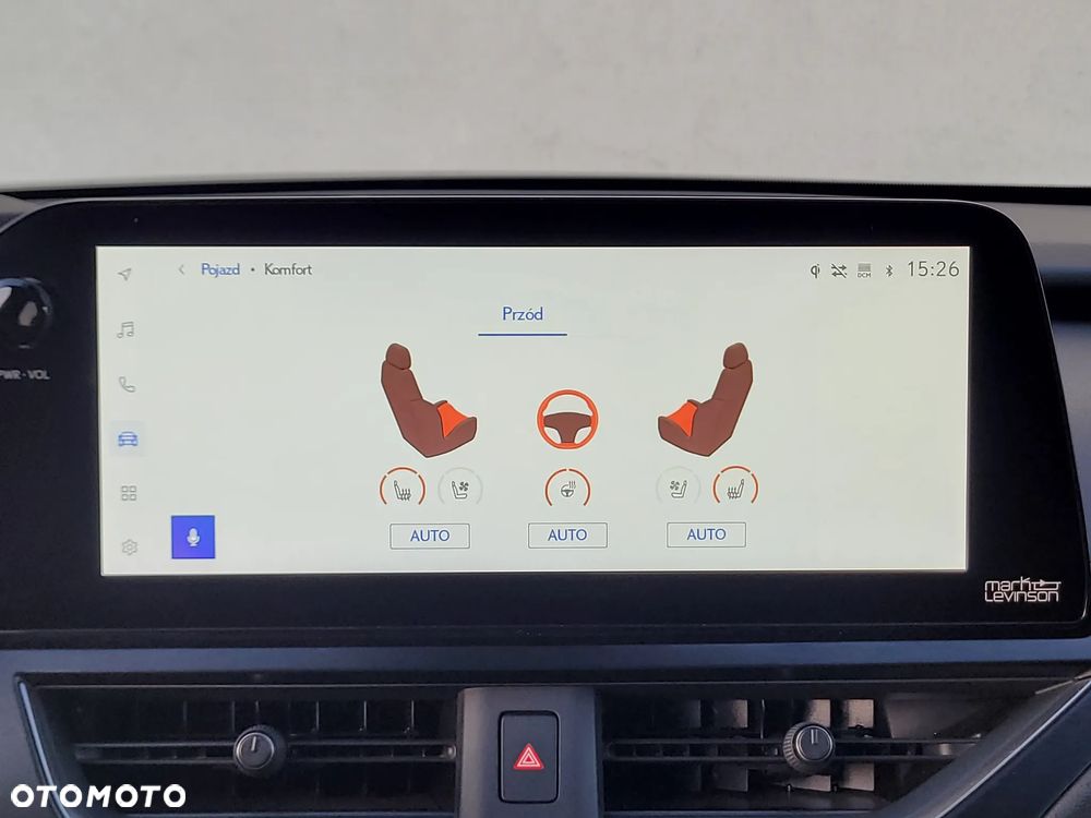 Lexus UX 250h F Sport AWD - 21