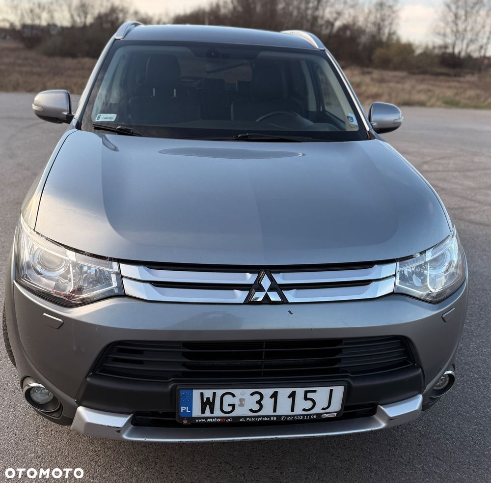 Mitsubishi Outlander 2.2 DID Intense + 4WD - 1